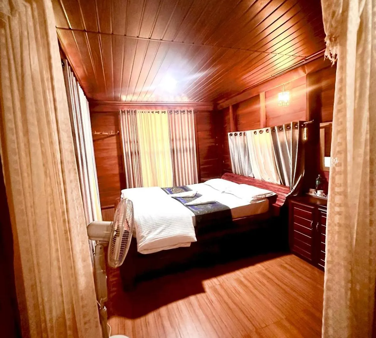 Resort Pugmarks Jungle Lodge Chegat