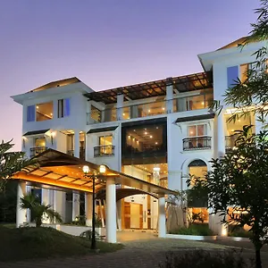 4* Hotel Season's D'fort Ayurvedic